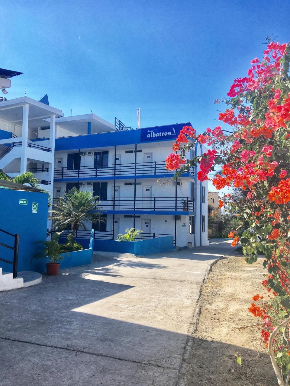 Hostal Albatros Manta Zewnętrze zdjęcie