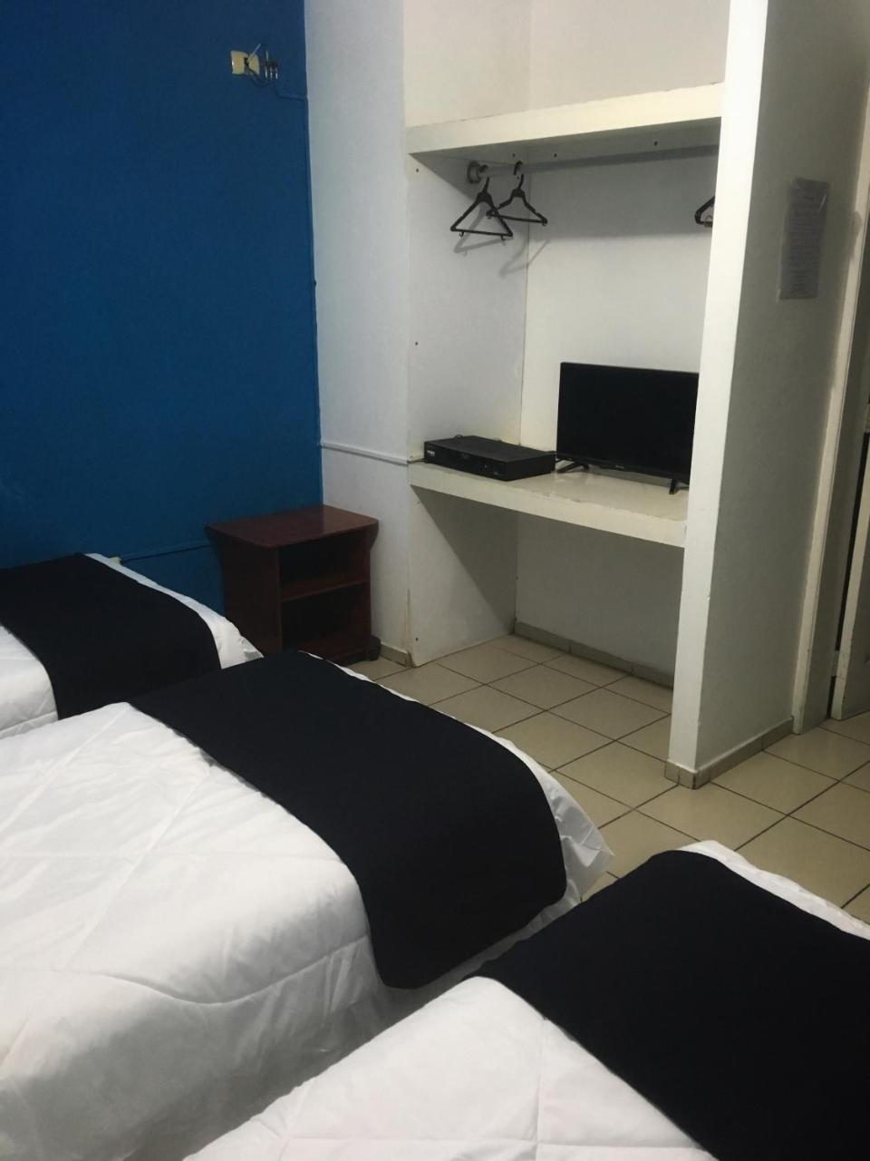 Hostal Albatros Manta Zewnętrze zdjęcie