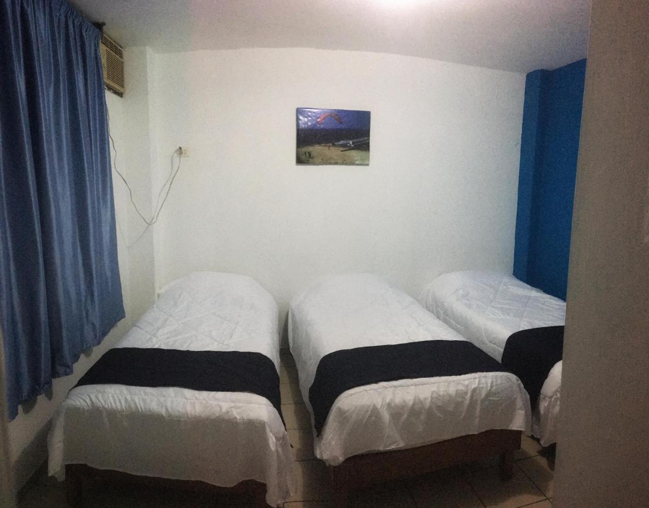 Hostal Albatros Manta Zewnętrze zdjęcie