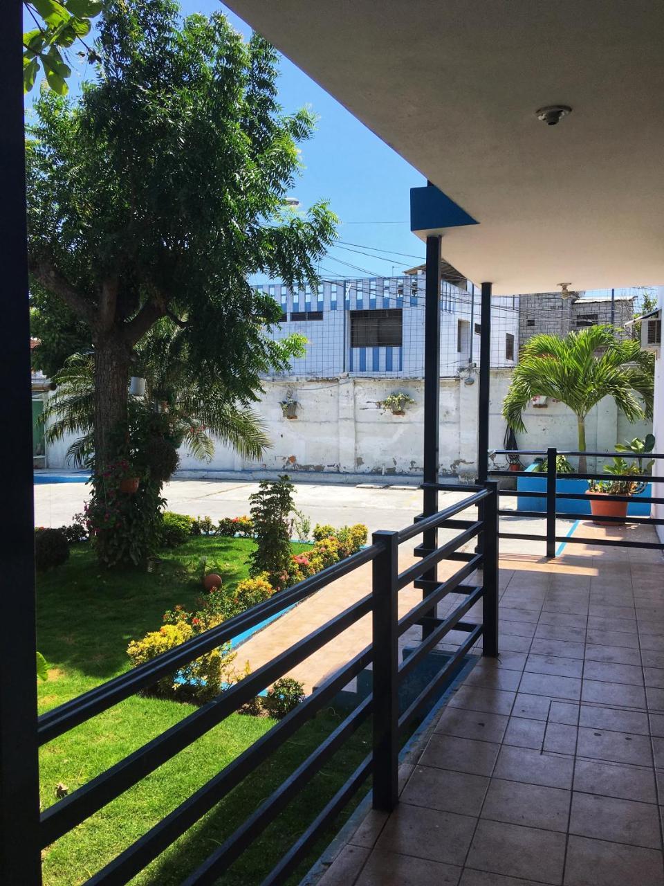 Hostal Albatros Manta Zewnętrze zdjęcie